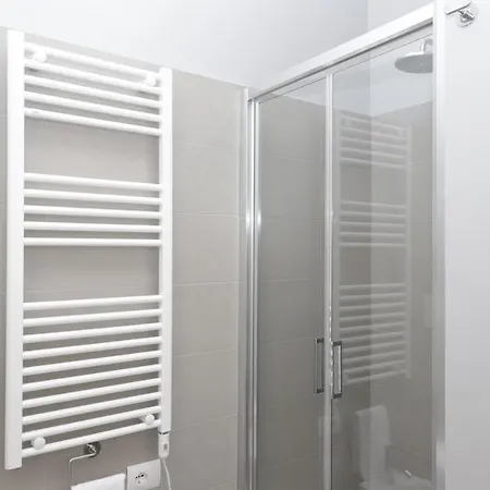 דירה Hemeras Boutique Homes - 2 Luxury In The City Center *